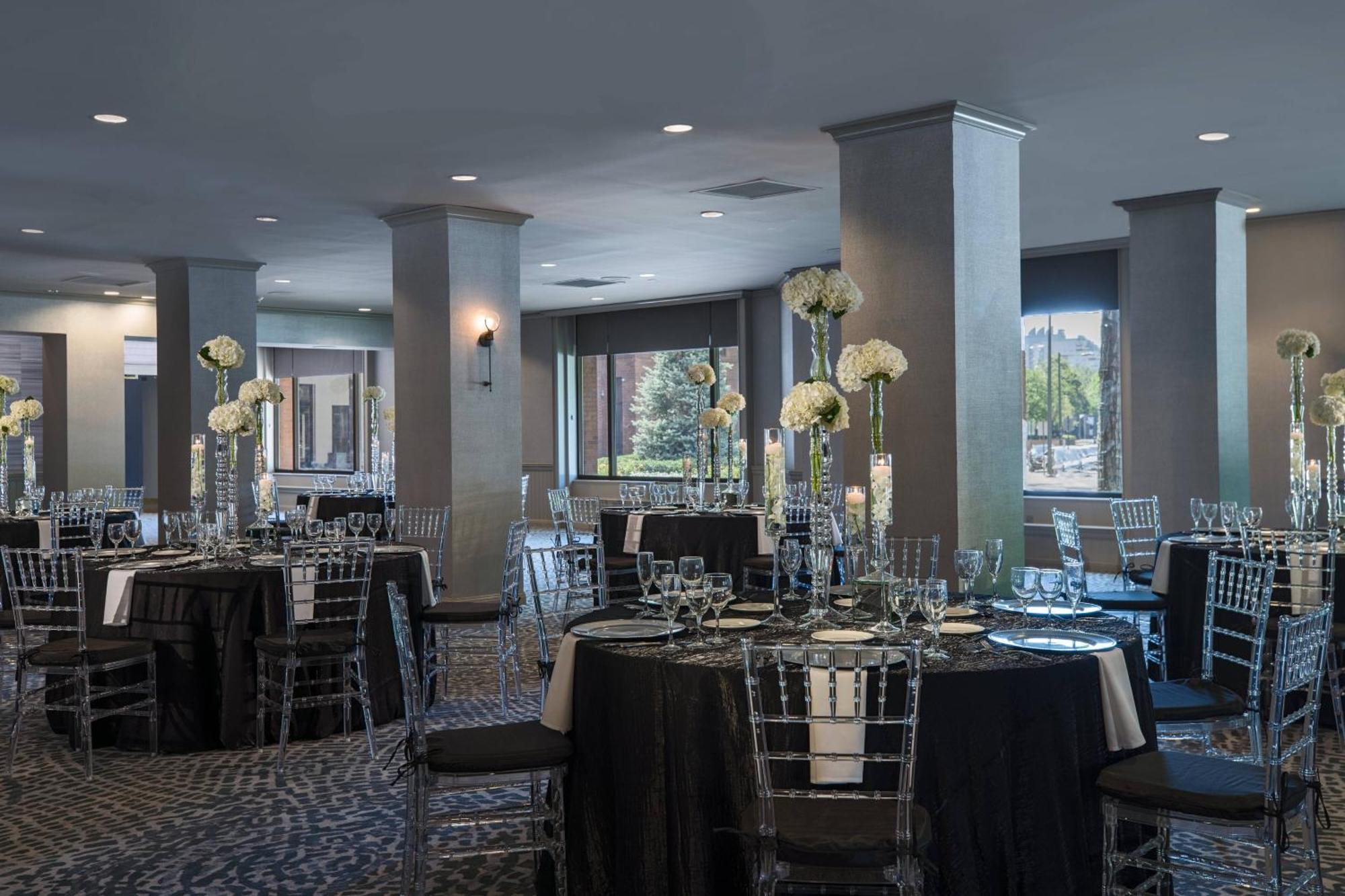 Philadelphia Marriott Old City Bagian luar foto